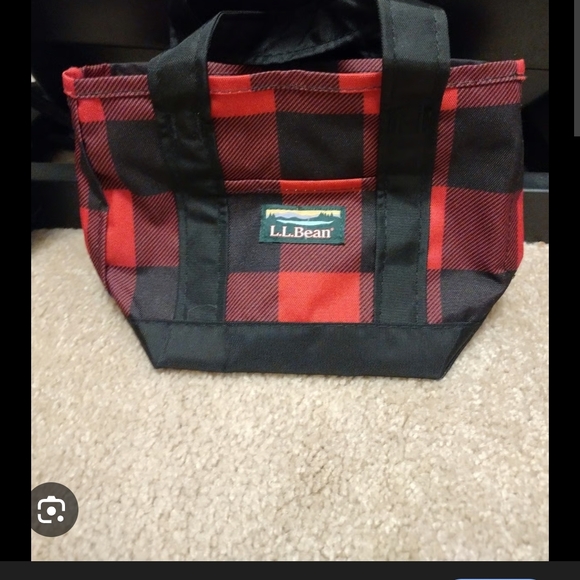 L.L. Bean Men's Red and Black Plaid Tote - Picture 1 of 3